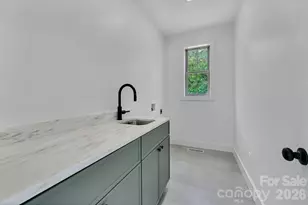 225 Edgewood Rd S, Asheville, NC 28803 - Photo 10