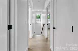 225 Edgewood Rd S, Asheville, NC 28803 - Photo 20