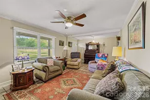 591 Mullis Rd, Union Grove, NC 28689 - Photo 6