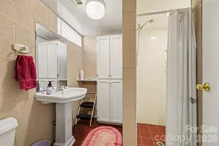 591 Mullis Rd, Union Grove, NC 28689 - Photo 26