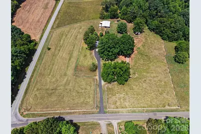 591 Mullis Road, Union Grove, NC 28689 - Photo 4