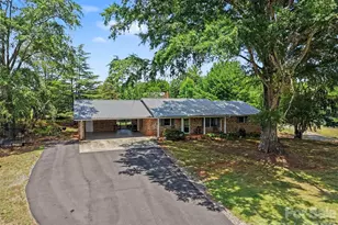 591 Mullis Rd, Union Grove, NC 28689 - Photo 2
