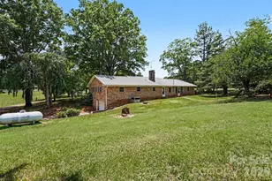 591 Mullis Rd, Union Grove, NC 28689 - Photo 34