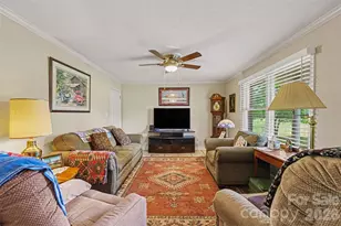 591 Mullis Rd, Union Grove, NC 28689 - Photo 8