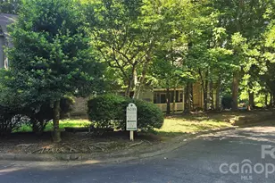 6039 Gray Gate Ln, Charlotte, NC 28210 - Photo 4