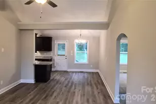 119 Hamilton St, Chester, SC 29706 - Photo 2