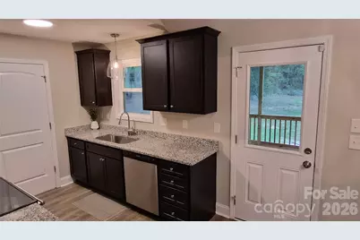 119 Hamilton Street, Chester, SC 29706 - Photo 4