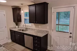 119 Hamilton St, Chester, SC 29706 - Photo 4