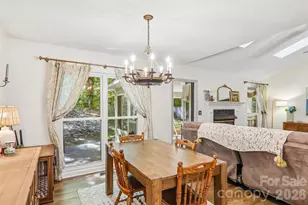 401 Heather Marie Dr, Hendersonville, NC 28792 - Photo 12