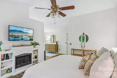 401 Heather Marie Drive, Hendersonville, NC 28792 - Photo 22