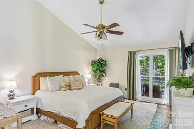 401 Heather Marie Drive, Hendersonville, NC 28792 - Photo 20
