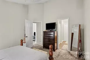 8606 Fox Chase Ln, Charlotte, NC 28269 - Photo 20