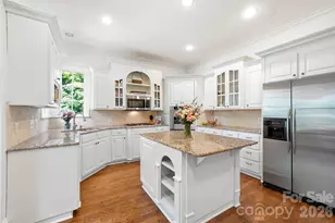 11120 McClure Manor Dr, Charlotte, NC 28277 - Photo 14