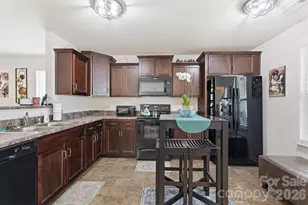 1707 Sawtooth Ct, Landis, NC 28088 - Photo 10