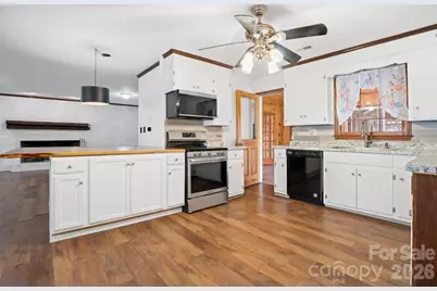 218 S Plantation Road, Lancaster, SC 29720 - Photo 8
