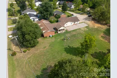 218 S Plantation Road, Lancaster, SC 29720 - Photo 32