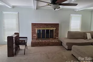 9031 Dartmoor Pl, Charlotte, NC 28227 - Photo 18