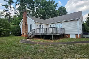 9031 Dartmoor Pl, Charlotte, NC 28227 - Photo 4