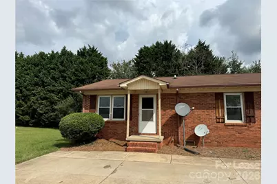 2233 Rose Street, Lincolnton, NC 28092 - Photo 2