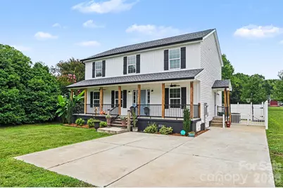 1001 Noles Drive, Mount Holly, NC 28120 - Photo 2