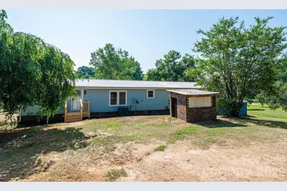 1143 Cheyenne Oaks Drive, Claremont, NC 28610 - Photo 22