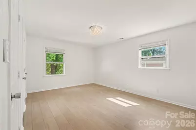5901 Idlebrook Drive, Charlotte, NC 28212 - Photo 20