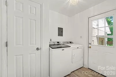5901 Idlebrook Drive, Charlotte, NC 28212 - Photo 10