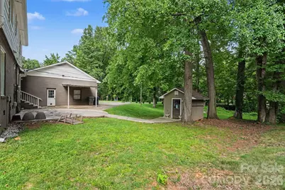 5901 Idlebrook Drive, Charlotte, NC 28212 - Photo 12