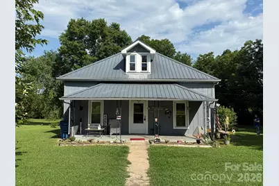 304 Main Avenue W, Hildebran, NC 28637 - Photo 2