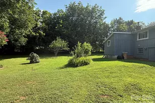 304 Main Ave W, Hildebran, NC 28637 - Photo 6