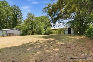 1323 Meadowbrook Cir, Salisbury, NC 28144 - Photo 14