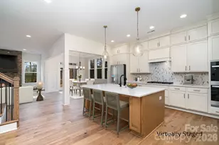 496 Edmunds Ln, Clover, SC 29710 - Photo 2