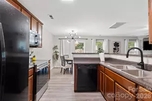 835 Rook Rd, Charlotte, NC 28216 - Photo 16