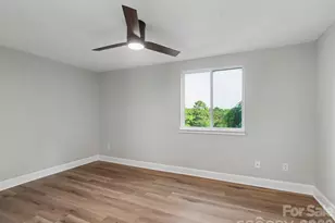 7321 Pebblestone Dr, Charlotte, NC 28212 - Photo 16