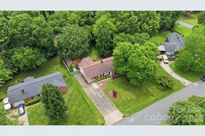 7919 Linda Lake Drive, Charlotte, NC 28215 - Photo 36