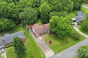 7919 Linda Lake Dr, Charlotte, NC 28215 - Photo 36
