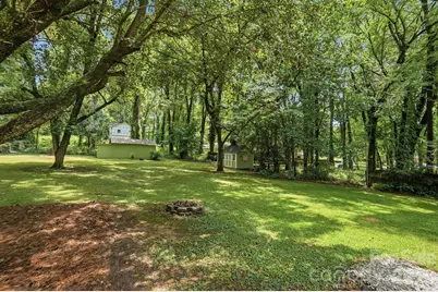 7919 Linda Lake Drive, Charlotte, NC 28215 - Photo 30