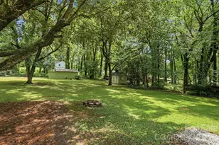 7919 Linda Lake Dr, Charlotte, NC 28215 - Photo 30
