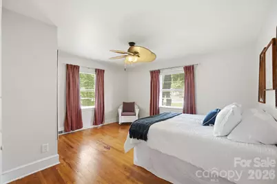7919 Linda Lake Drive, Charlotte, NC 28215 - Photo 24