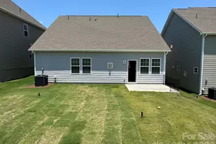 1302 Swift Ln, Belmont, NC 28012 - Photo 2