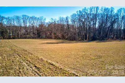 911 Westminster Drive, Statesville, NC 28677 - Photo 2