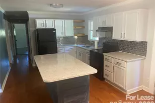 1320 Jamestown Rd, Morganton, NC 28655 - Photo 2
