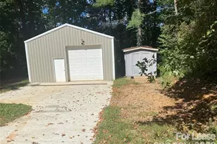 1320 Jamestown Rd, Morganton, NC 28655 - Photo 12