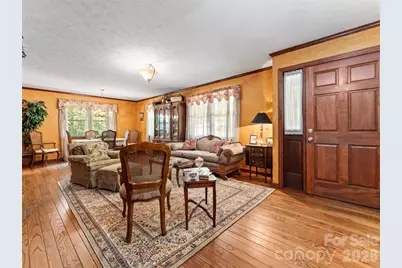 3 Westbridge Drive, Hendersonville, NC 28739 - Photo 2