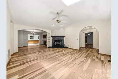 206 Camellia Way, Laurel Park, NC 28739 - Photo 6