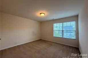 6562 Paw Village Rd, Charlotte, NC 28214 - Photo 14