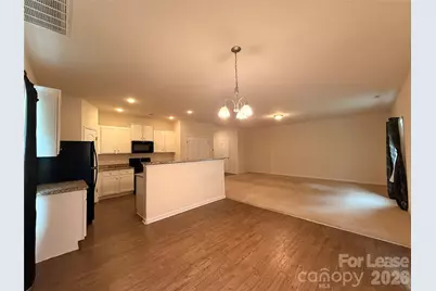 6562 Paw Village Road, Charlotte, NC 28214 - Photo 4