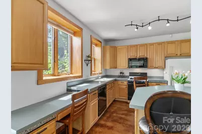 96 Woodrow Avenue, Asheville, NC 28801 - Photo 14