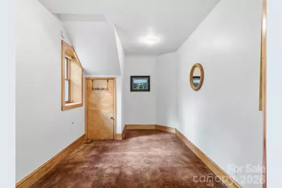 96 Woodrow Avenue, Asheville, NC 28801 - Photo 18