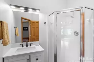 96 Woodrow Ave, Asheville, NC 28801 - Photo 20
